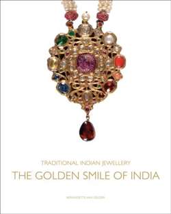 Traditional Indian Jewellery : The Golden Smile of India