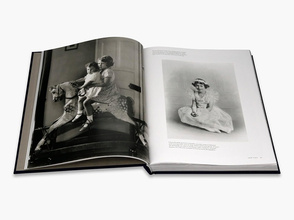 Queen Elizabeth II : A Photographic Portrait