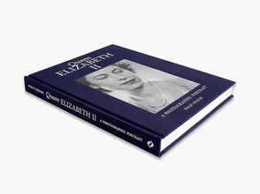 Queen Elizabeth II : A Photographic Portrait